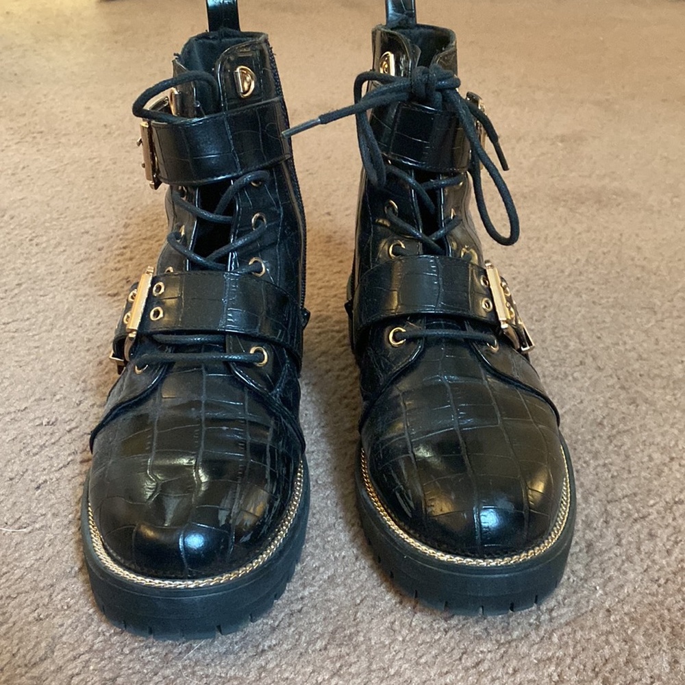 Boots - Picture 2 of 4